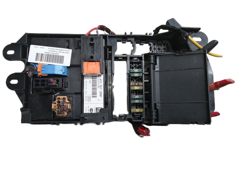 Recambio de caja reles / fusibles para audi a6 berlina (4f2) 2.4 referencia OEM IAM 4F0907289F  