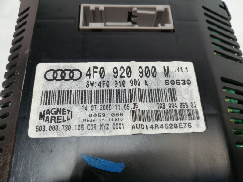 Recambio de cuadro instrumentos para audi a6 berlina (4f2) 2.4 referencia OEM IAM 4F0920900M 4F0910900A 