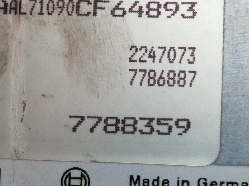 Recambio de centralita motor uce para bmw serie 3 berlina (e46) 320d referencia OEM IAM 0281010205 7786887 010620 18620 28RTE718