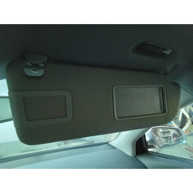 Recambio de parasol derecho para audi a6 berlina (4f2) 2.4 referencia OEM IAM 4F0857552  