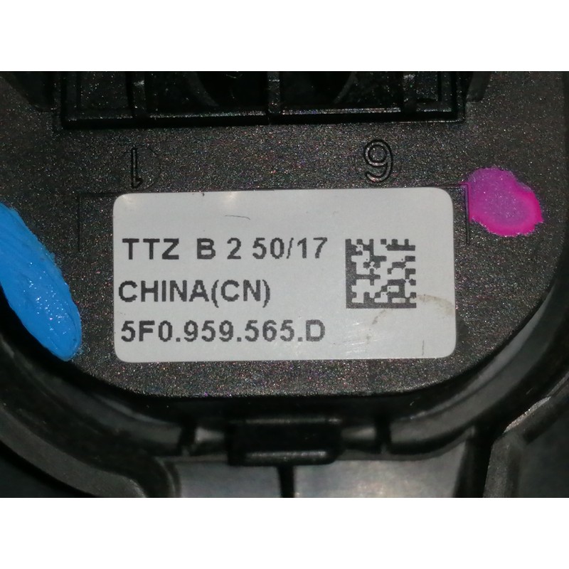 Recambio de mando elevalunas delantero izquierdo para seat leon (5f1) 1.2 tsi referencia OEM IAM  5F0959565D 