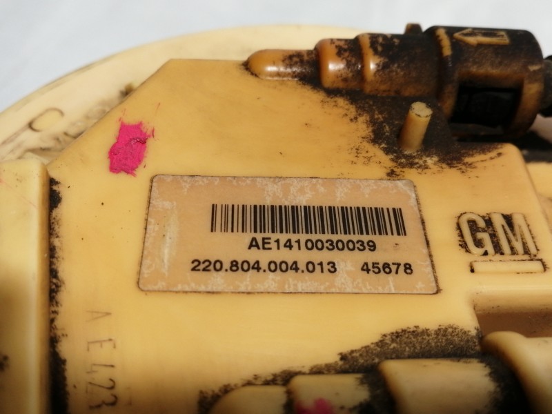 Recambio de aforador para opel vectra c berlina 3.0 v6 cdti cat (y 30 dt / lb5) referencia OEM IAM 220804004013  