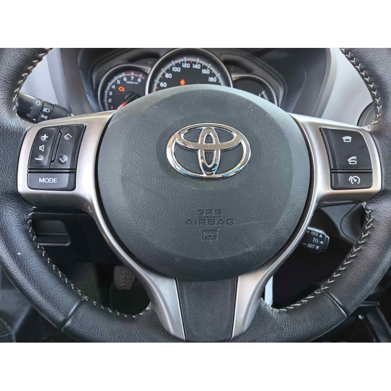 Recambio de airbag delantero izquierdo para toyota yaris active referencia OEM IAM 040067230D 450190D420 