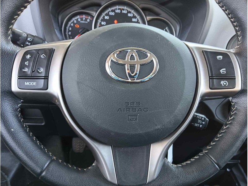 Recambio de airbag delantero izquierdo para toyota yaris active referencia OEM IAM 040067230D 450190D420 