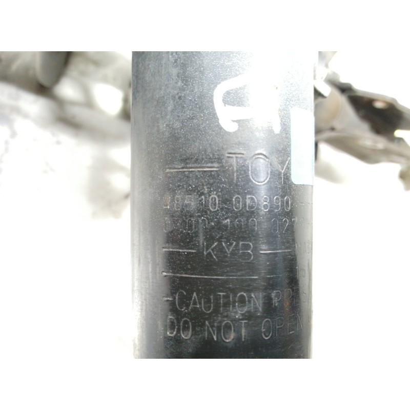 Recambio de amortiguador delantero izquierdo para toyota yaris active referencia OEM IAM 485100D890  
