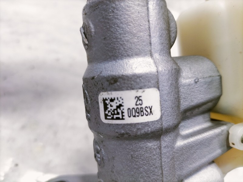 Recambio de bomba freno para toyota yaris active referencia OEM IAM 350887761 033508 