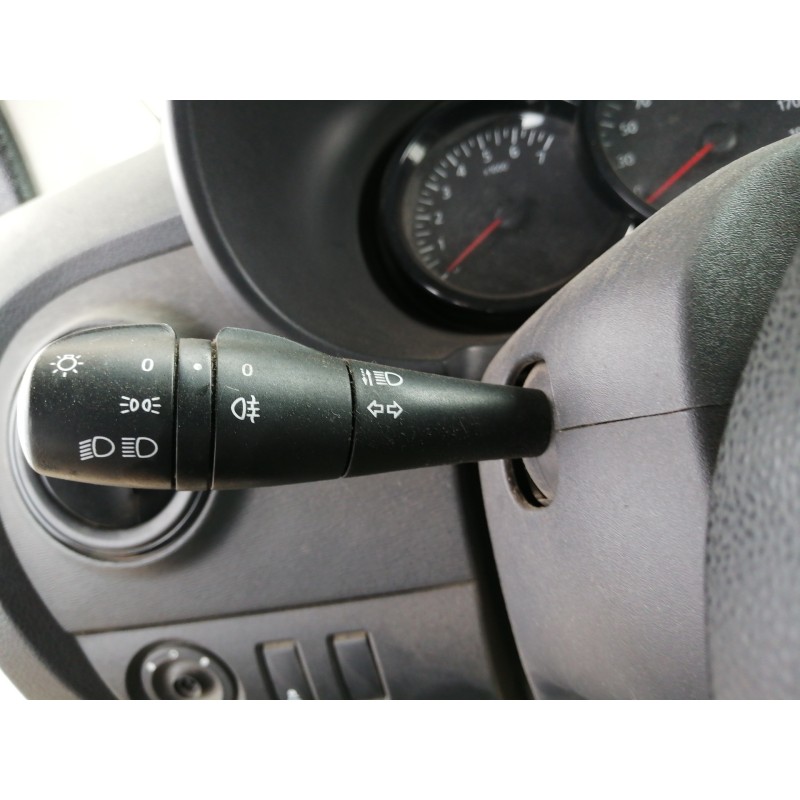 Recambio de mando multifuncion para dacia dokker access referencia OEM IAM   