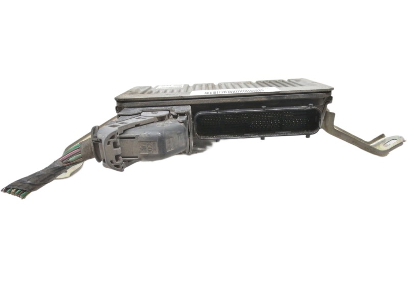 Recambio de centralita motor uce para toyota yaris active referencia OEM IAM 896610DK90 MB2756005440 