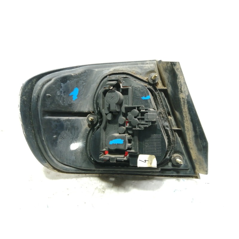 Recambio de piloto trasero derecho para nissan primera berlina (p11) básico referencia OEM IAM 23190202  