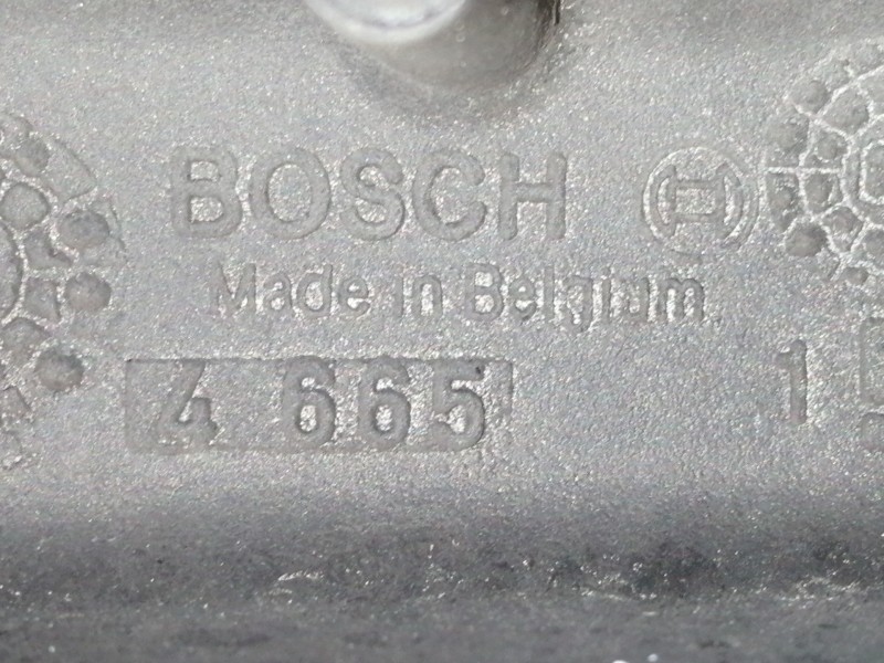 Recambio de brazo limpia delantero izquierdo para volkswagen touareg (7la) tdi r5 referencia OEM IAM   