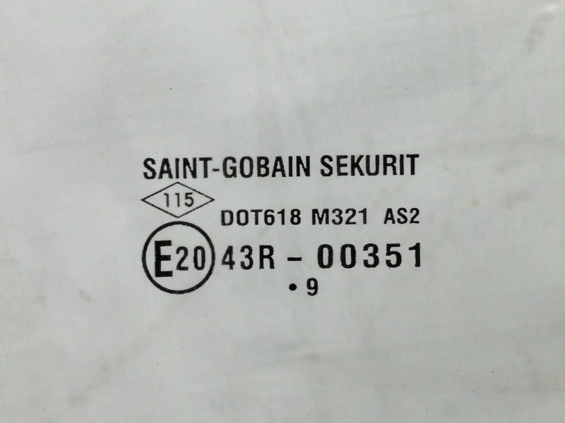 Recambio de luna delantera derecha para dacia sandero ambiance referencia OEM IAM   