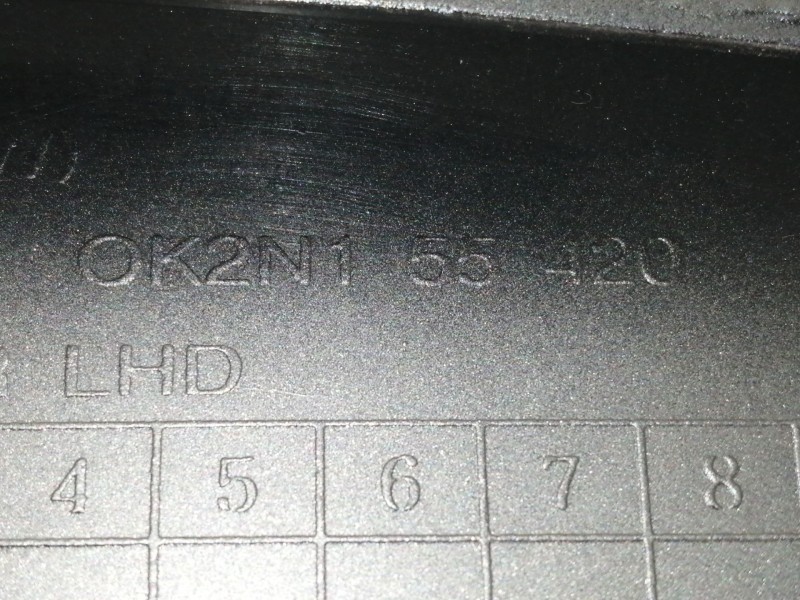 Recambio de rejilla aireadora para kia shuma ii 1.6 ls 4 berlina referencia OEM IAM OK2N155420  