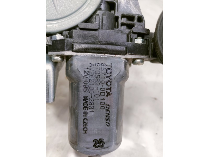 Recambio de elevalunas delantero derecho para toyota yaris active referencia OEM IAM 857100D100 973582101 ELECTRICO