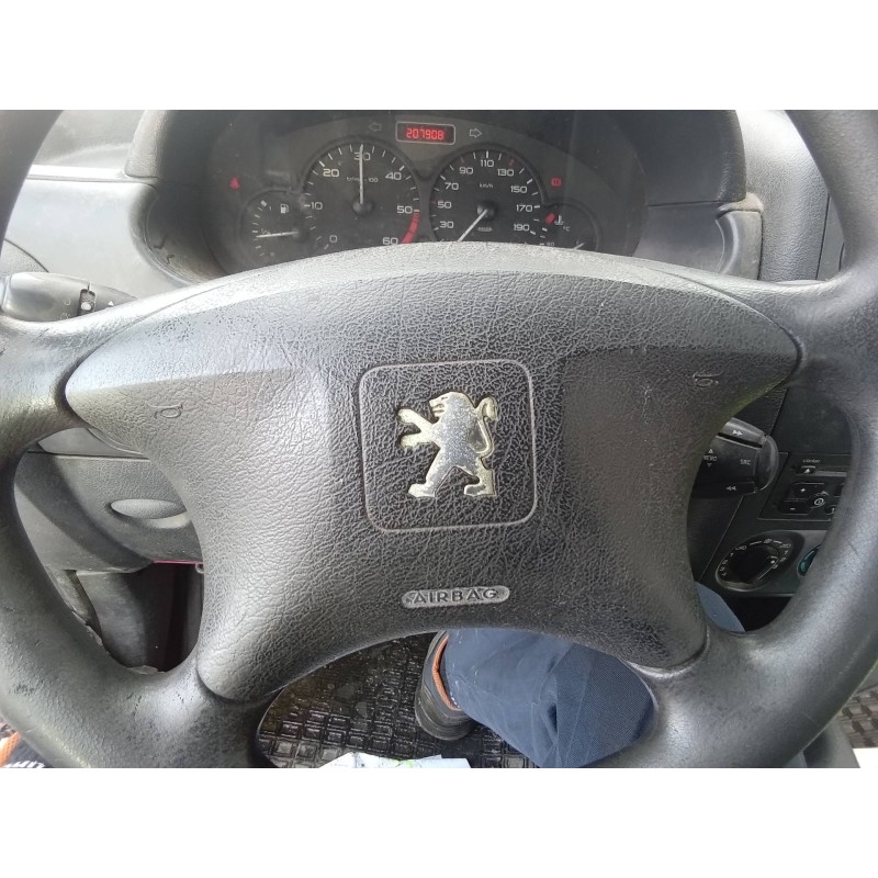 Recambio de airbag delantero izquierdo para peugeot partner (s2) combi pro referencia OEM IAM 10105021  