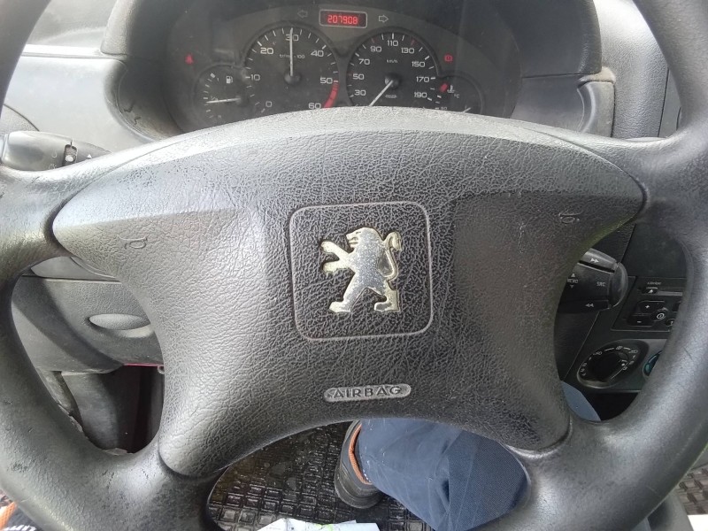 Recambio de airbag delantero izquierdo para peugeot partner (s2) combi pro referencia OEM IAM 10105021  