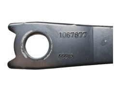 Recambio de enganche cinturon delantero izquierdo para toyota yaris active referencia OEM IAM 1067877   2