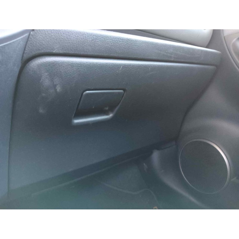 Recambio de guantera para toyota yaris active referencia OEM IAM 555500D151 555510D150 