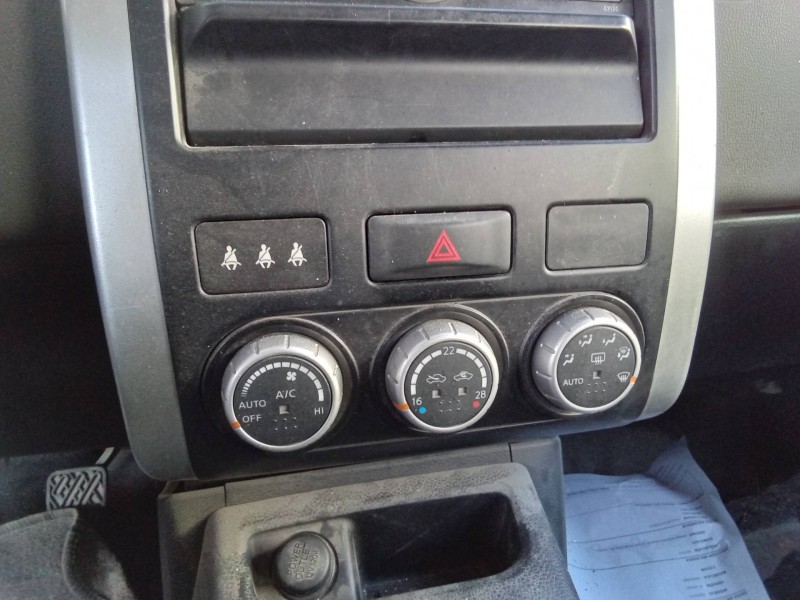 Recambio de mando calefaccion / aire acondicionado para nissan x-trail (t31) le referencia OEM IAM A02000A7504000 27500JB74A 