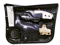 Recambio de guarnecido puerta delantera izquierda para toyota yaris active referencia OEM IAM 676200DK00C5   2