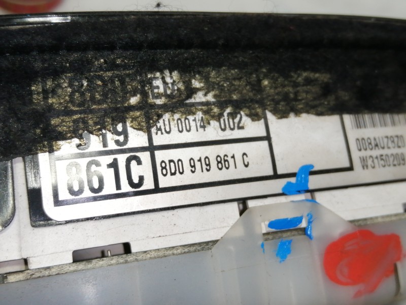 Recambio de cuadro instrumentos para audi a4 berlina (b5) 1.8 referencia OEM IAM 8D0919861C  