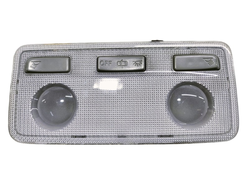 Recambio de luz interior para toyota yaris active referencia OEM IAM 812600D070  
