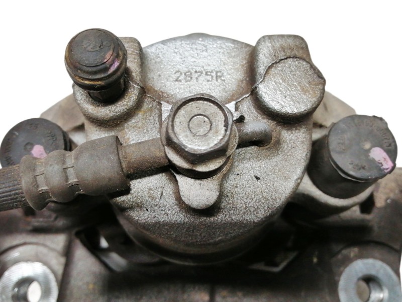 Recambio de pinza freno delantera izquierda para toyota yaris active referencia OEM IAM 477500D070  