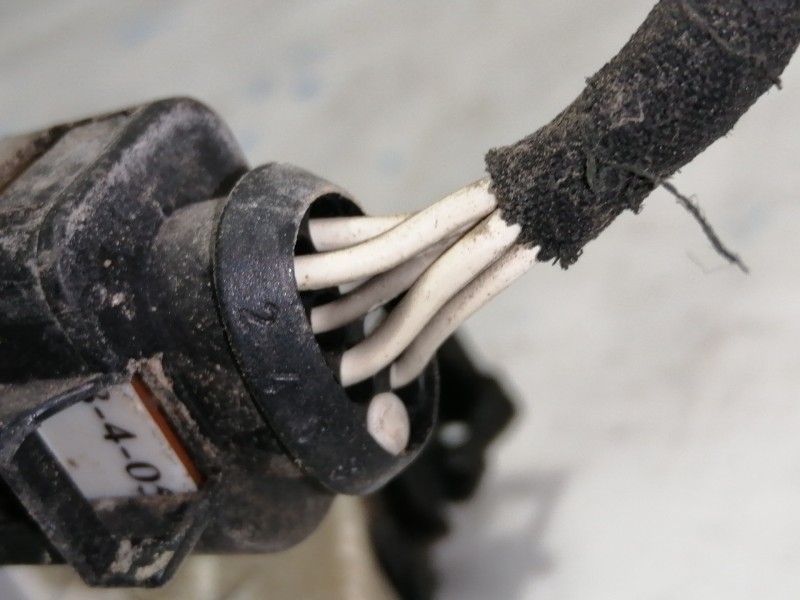 Recambio de cerradura puerta trasera izquierda para volkswagen passat berlina (3c2) trendline referencia OEM IAM   