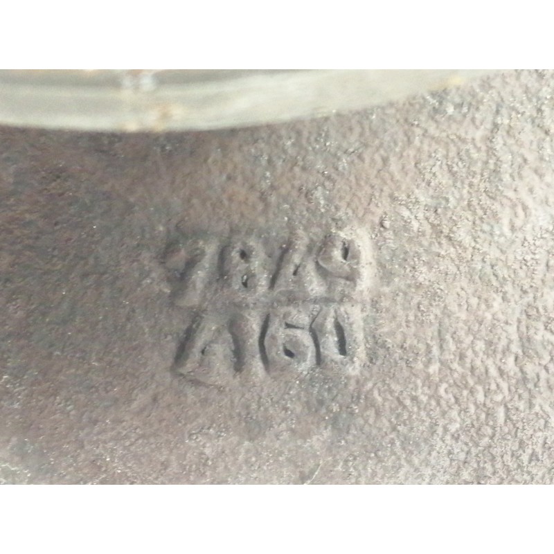 Recambio de mangueta delantera izquierda para opel vivaro combi 2.7t corto referencia OEM IAM 78494160  