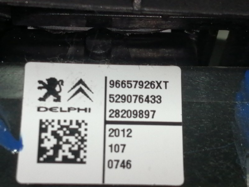 Recambio de mando elevalunas trasero izquierdo para citroën c4 lim. collection referencia OEM IAM 96657926XT 28209897 529076433