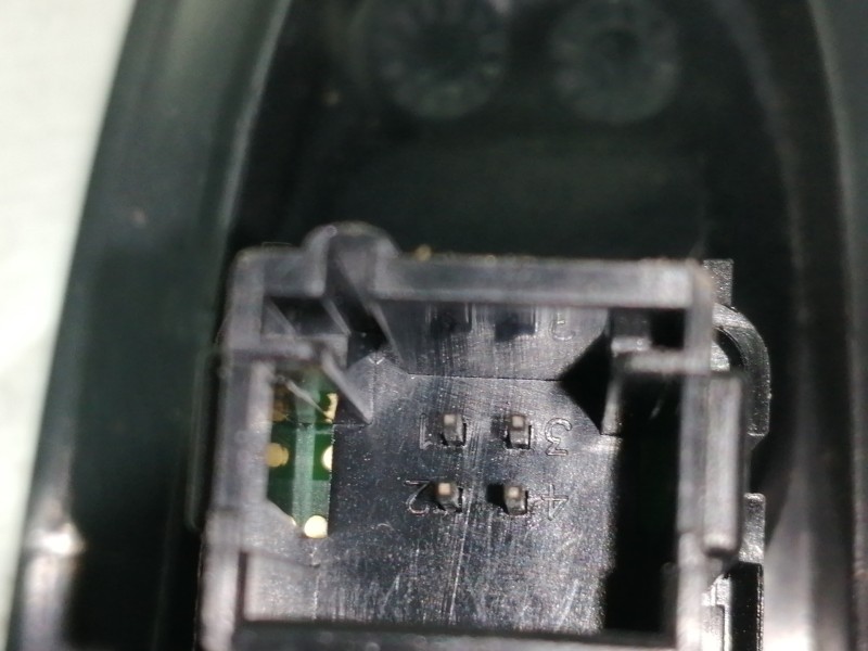 Recambio de mando elevalunas trasero izquierdo para citroën c4 lim. collection referencia OEM IAM 96657926XT 28209897 529076433