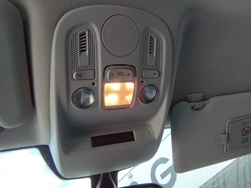 Recambio de luz interior para citroën c4 lim. collection referencia OEM IAM 9671645977 9671646077 / 9665778780 9671646577