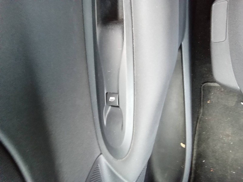 Recambio de mando elevalunas delantero derecho para citroën c4 lim. collection referencia OEM IAM 96657056ZD 529076433 28276491