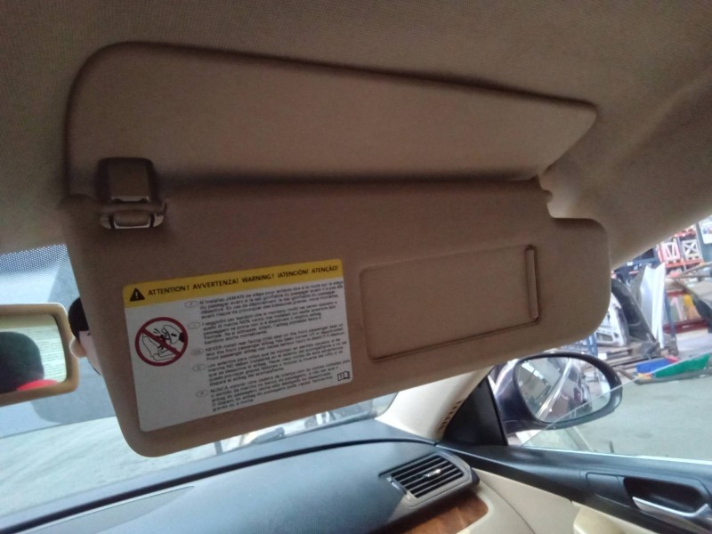Recambio de parasol derecho para volkswagen passat berlina (3c2) trendline referencia OEM IAM 3C0857552S  