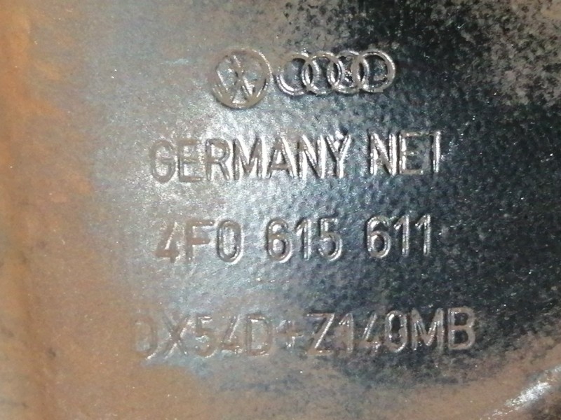 Recambio de mangueta trasera izquierda para audi a6 berlina (4f2) 2.4 referencia OEM IAM SJ2FR10628 DX54DZ140MB 4F0615611 