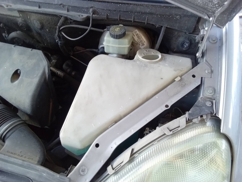 Recambio de deposito limpia para mercedes-benz clase a (w168) 160 (168.033) referencia OEM IAM 1688690220  