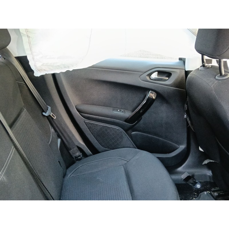 Recambio de guarnecido puerta trasera izquierda para peugeot 208 i (ca_, cc_) 1.2 thp 110 referencia OEM IAM   