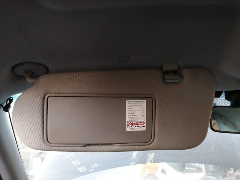 Recambio de parasol izquierdo para kia sorento 2.5 crdi active referencia OEM IAM   