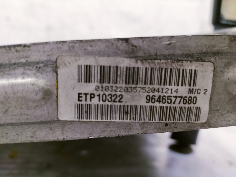 Recambio de radiador agua para citroën c4 coupe vts referencia OEM IAM 9646577680 ETP10322 PA66GF30 