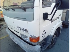 Recambio de aleta delantera izquierda para nissan cabstar e tl35-1 referencia OEM IAM    2