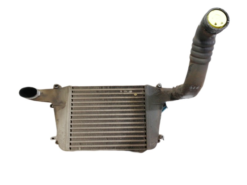 Recambio de intercooler para nissan cabstar e tl35-1 referencia OEM IAM 2200471 2200470 