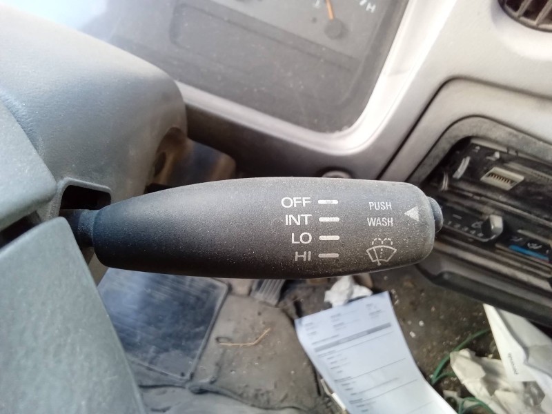 Recambio de mando limpia para nissan cabstar e tl35-1 referencia OEM IAM   