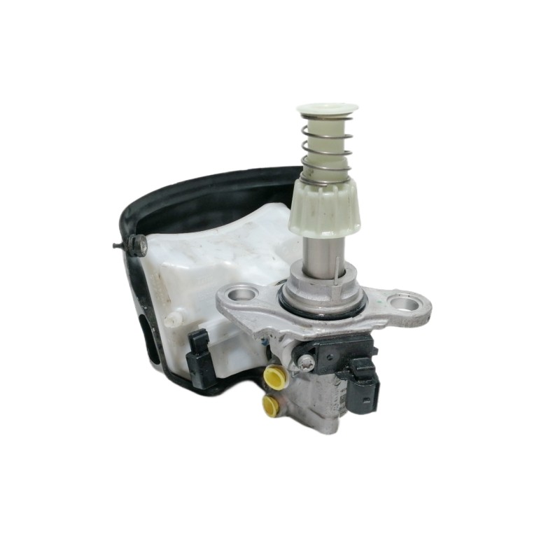 Recambio de bomba freno para audi a4 berlina (8w2) advanced edition referencia OEM IAM 32670042  