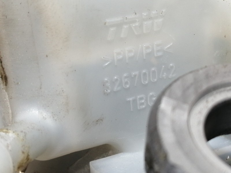 Recambio de bomba freno para audi a4 berlina (8w2) advanced edition referencia OEM IAM 32670042  