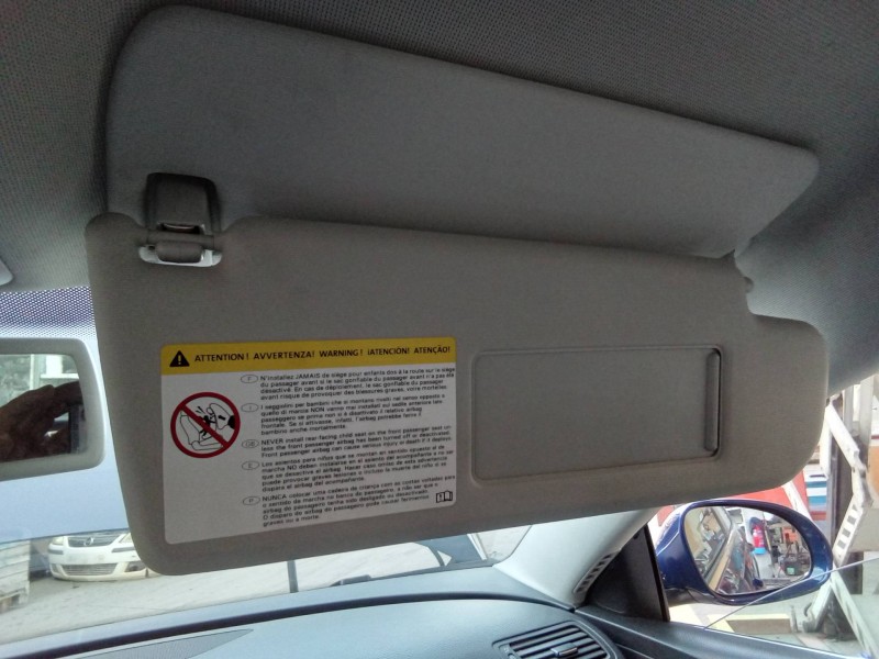 Recambio de parasol derecho para volkswagen passat berlina (3c2) highline referencia OEM IAM 3C0857552  