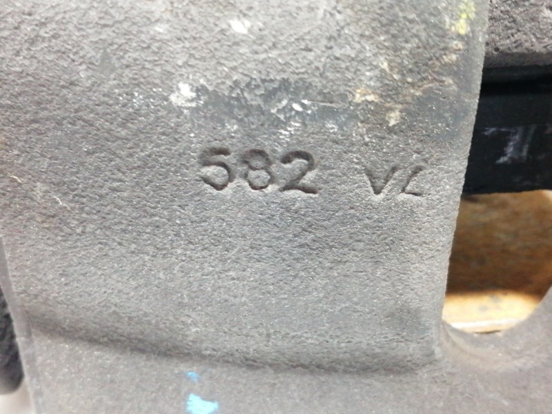 Recambio de pinza freno delantera derecha para volkswagen passat berlina (3c2) highline referencia OEM IAM 582VL  