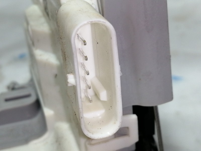 Recambio de cerradura puerta trasera derecha para audi a4 berlina (8w2) advanced edition referencia OEM IAM 8X0839016E  