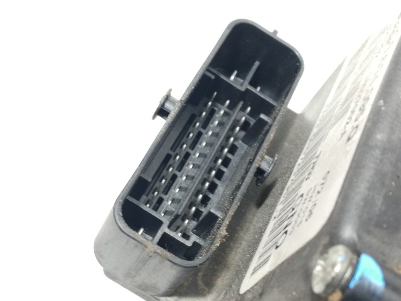 Recambio de abs para volkswagen passat berlina (3c2) highline referencia OEM IAM 3C0614095Q 16027202 16027002A