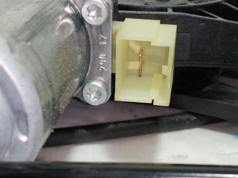 Recambio de elevalunas delantero izquierdo para audi a4 berlina (8w2) advanced edition referencia OEM IAM 8W0959801  