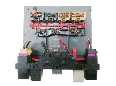 Recambio de caja reles / fusibles para volkswagen passat berlina (3c2) highline referencia OEM IAM 3C0937049J 28027755  2