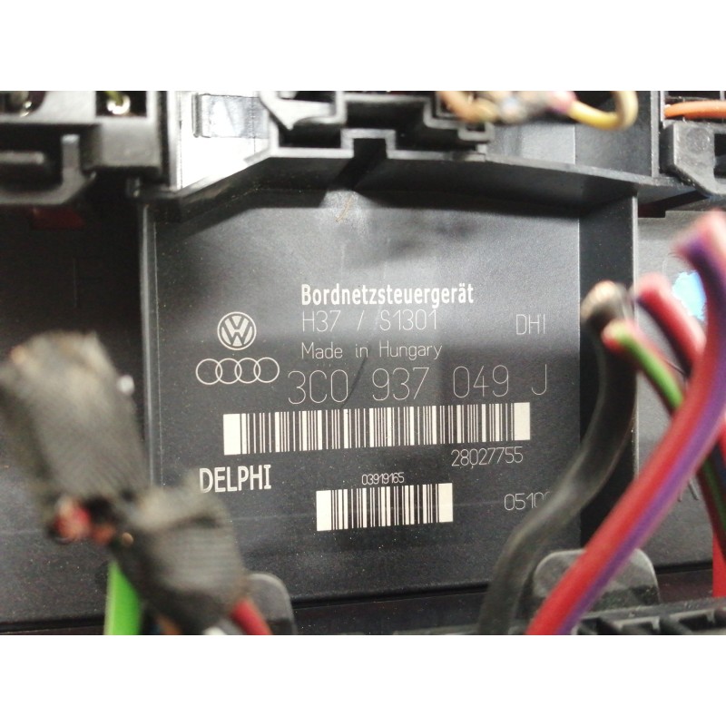 Recambio de caja reles / fusibles para volkswagen passat berlina (3c2) highline referencia OEM IAM 3C0937049J 28027755 